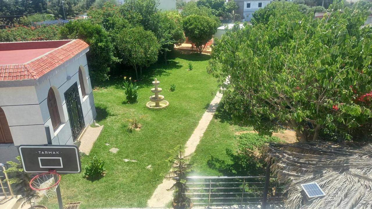 Naima Villa *