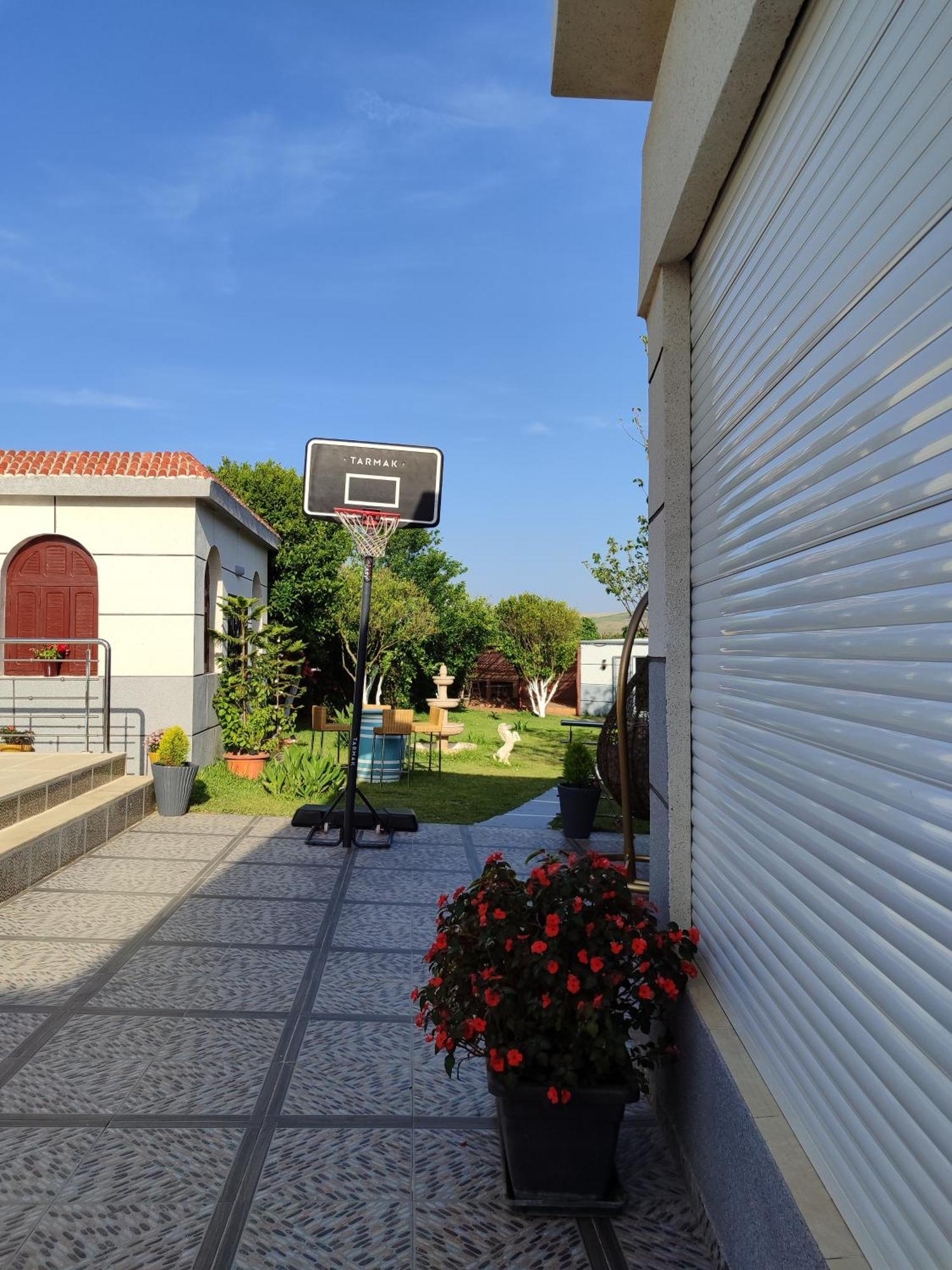 Naima Villa *